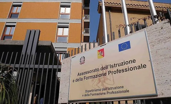 Corsi di formazione con il trucco, sequestro di beni a Palermo