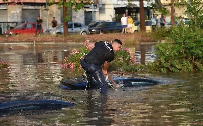 Palermo, niente morti ma tante polemiche: Orlando chiede stato di calamit&agrave;
