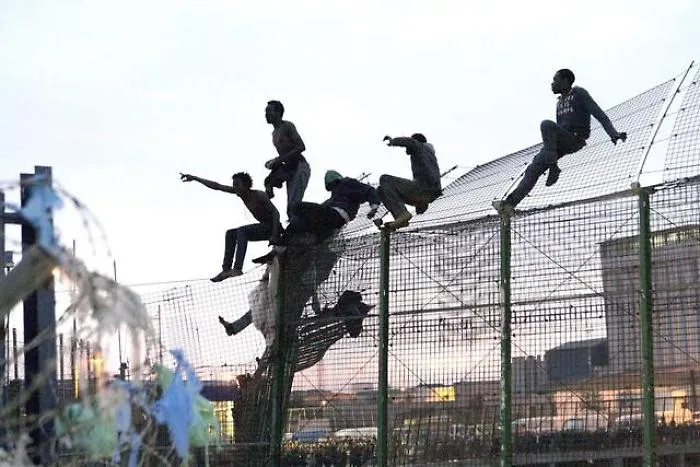 Rivolta e fuga dal Cpa di Messina: tutt'ora ricercati 24 migranti
