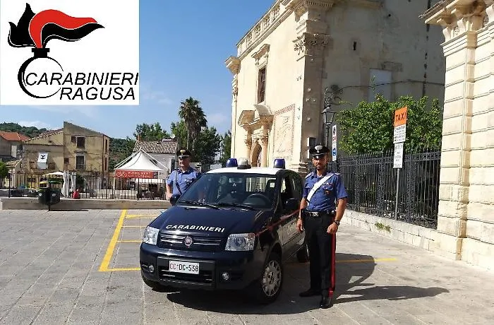 Ventenne si prostituiva in casa a Ragusa Ibla: due denunciati
