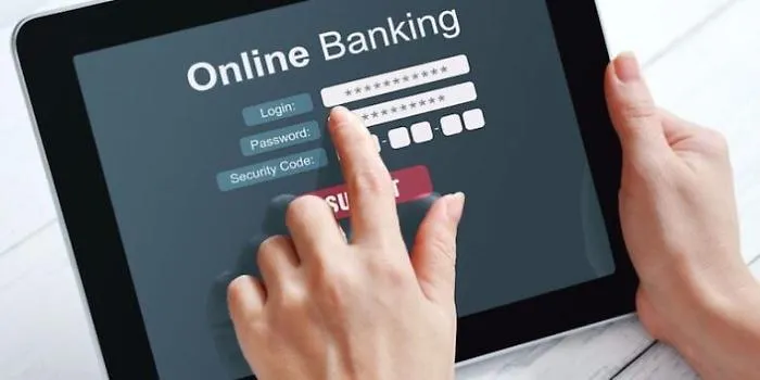 Napoletano carpisce le password della banca a un agrigentino e gli ruba 600 euro