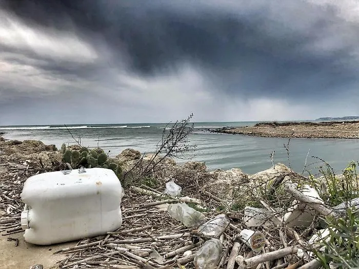 Raccolta firme per salvare la foce del fiume Akragas