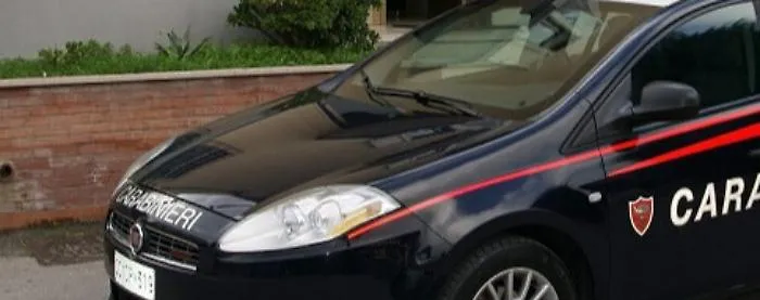 Vizzini, 14enne violento con madre che gli nega motorino: denunciato