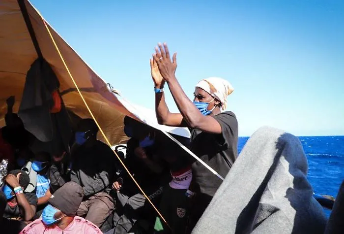 Nave Ong verso Palermo con 353 migranti, Salvini: &laquo;Denuncio il governo&raquo;