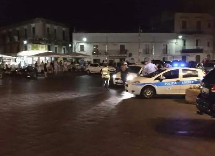 Catania, chiusi 4 locali della movida: non rispettate le norme anti Covid