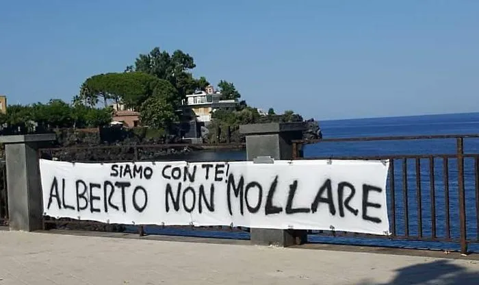 Si "risveglia" dopo due mesi di coma: &laquo;Grazie per avere pregato per me&raquo;
