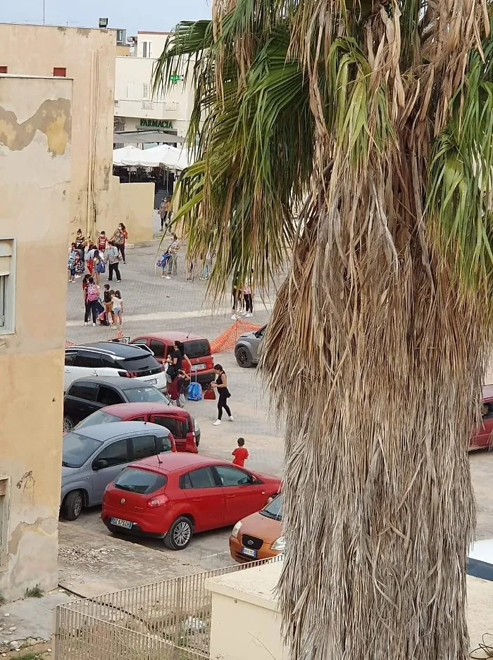 Coronavirus, due maestre e sei alunni a Lampedusa contagiati