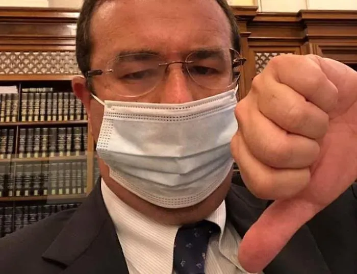 La Lega in Sicilia fa fatica, ma Candiani resiste: &laquo;Non mi dimetto&raquo;