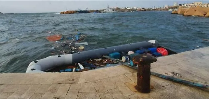 Lampedusa, porto devastato a causa di una mareggiata
