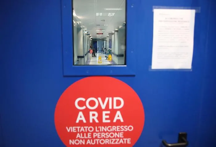 Catania, picchiano un medico ed entrano nel reparto Covid per far visita a un parente