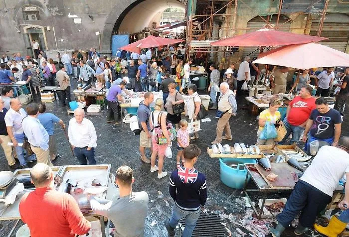 Catania, &egrave; arrivato il momento della riapertura di Pescheria e mercatini