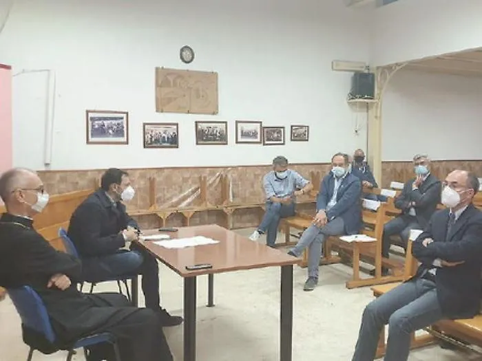 Acireale, l&rsquo;ospedale diventa Covid solo in base alle esigenze: salvi i servizi essenziali
