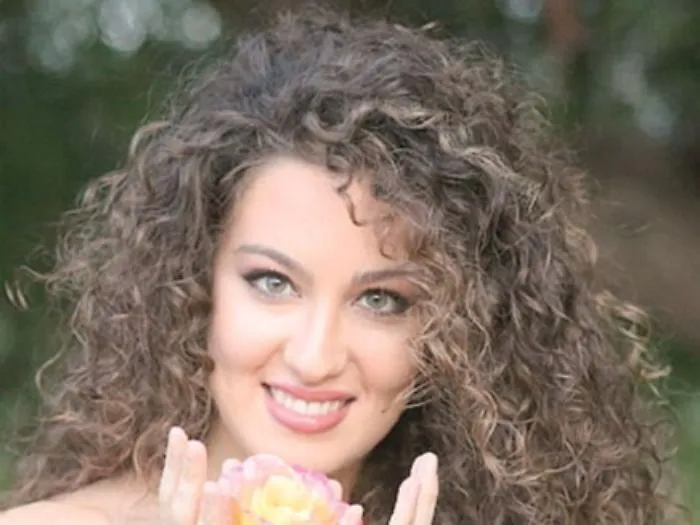 Emanuela Sgarlata, da Chiaramonte Gulfi un talento alla conquista della grande lirica
