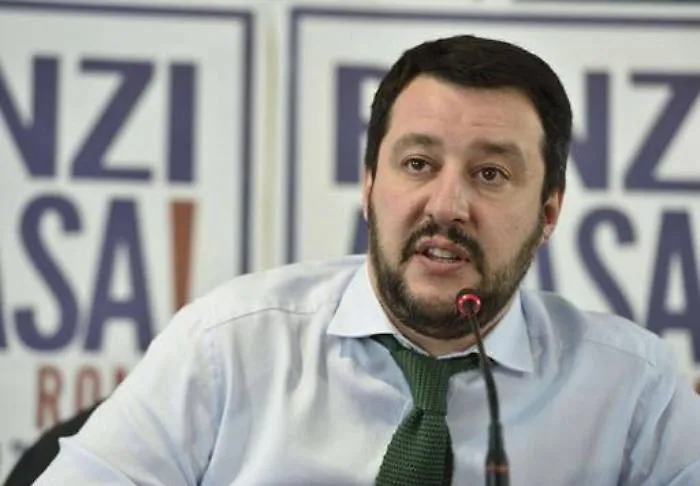 Salvini replica a vescovo di Palermo &laquo;Io prima penso ai poveri italiani&raquo;
