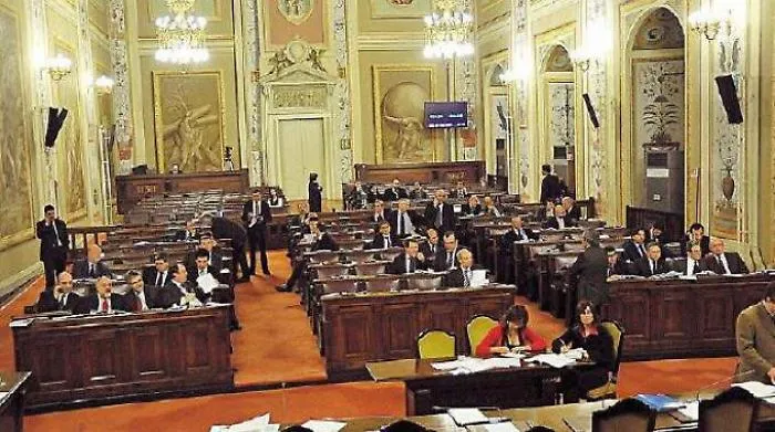 Finanziaria, prosegue l'esame delle norme all'Ars. Musumeci: &laquo;Andiamo a gonfie vele&raquo;