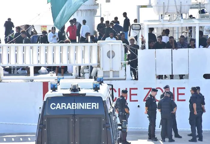 Diciotti, Salvini "sotto esame" GiuntaGasparri dice si ad atti a Catania