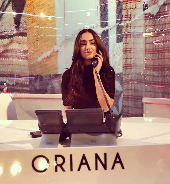 Oriana, ovvero l'aspirante avvocato nata a Bronte che si diverte rispondendo al telefono di "Portobello"