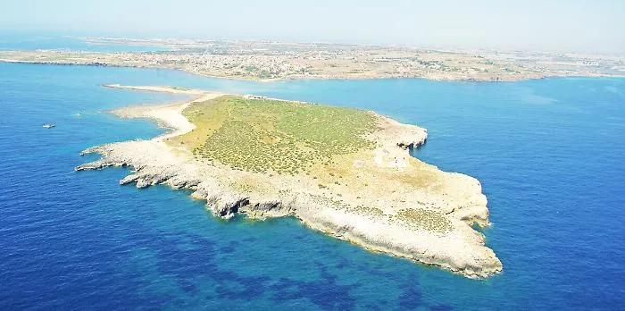 &laquo;Tre isole siciliane sono in vendita&raquo;: esposto del leader dei Verdi, Bonelli