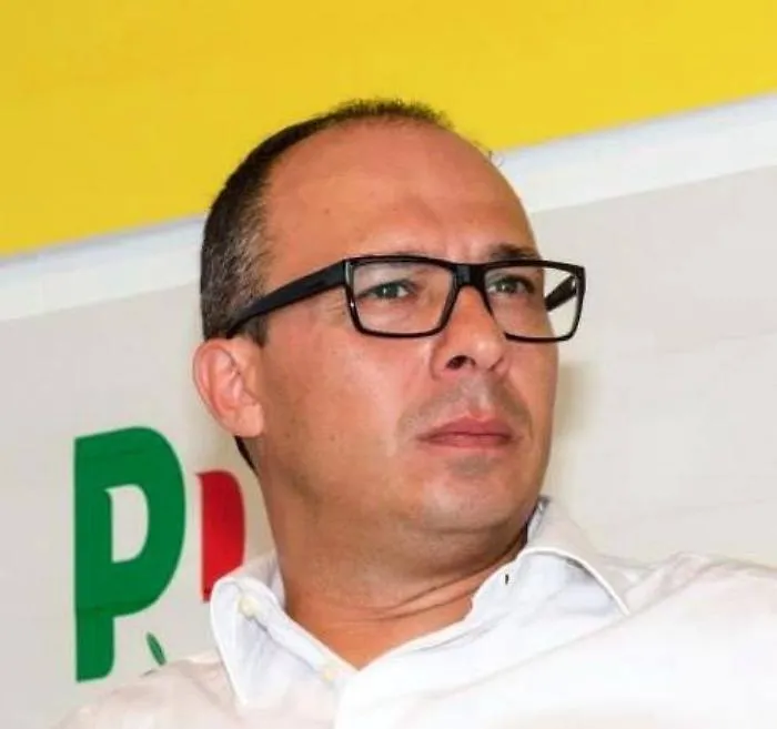 Pd, ecco il piano per rottamare il segretario Davide Faraone