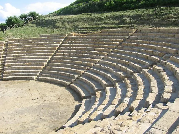 Anfiteatro di Sicilia, spettacoli a Morgantina e alla Villa del Casale