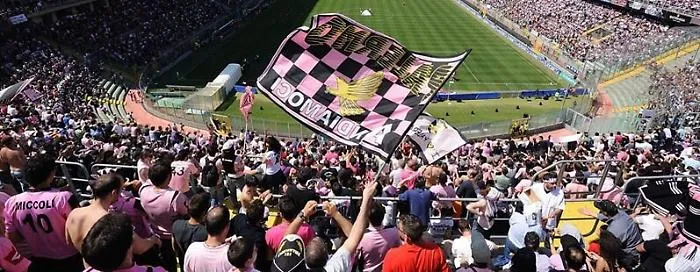 Il Palermo  si &egrave; iscritto  in serie D, ora caccia al tecnico