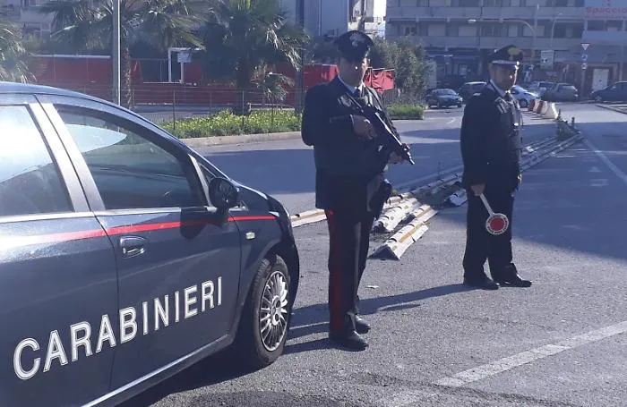 Spari alle vetrine e bastonate alle vittime: cos&igrave; veniva riscosso il pizzo a Messina