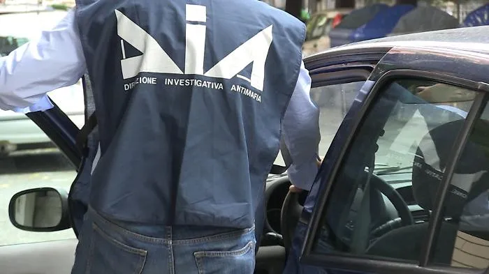 Barcellona, sequestrati i beni di un imprenditore affiliato ai clan