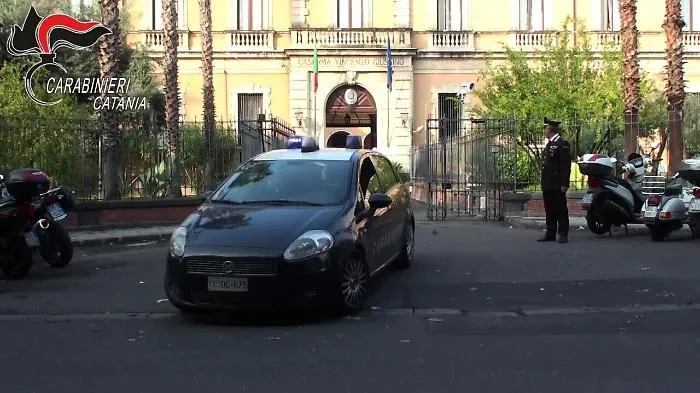 Duro colpo al clan Santapaola-Ercolano, blitz dei carabinieri nell'Acese: 18 arresti 