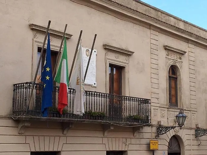 Erice, blitz Digos interrompe concorso dei precari 