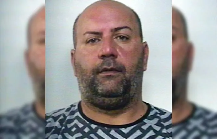 Catania, sfilava portafogli durante la processione di Sant'Agata: arrestato