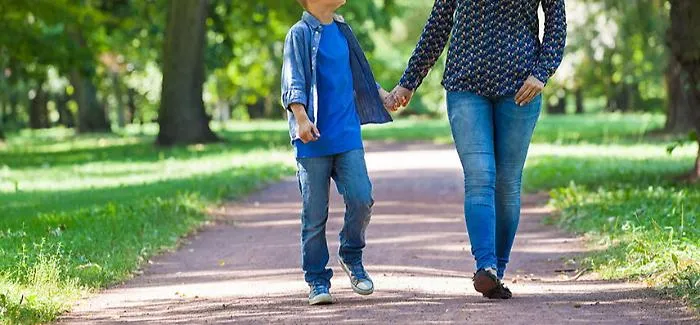 Coronavirus, dal Viminale s&igrave; a passeggiata genitore-figli