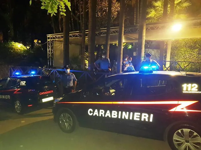 Catania, chiusa per 5 giorni la discoteca Banacher: troppa gente in pista