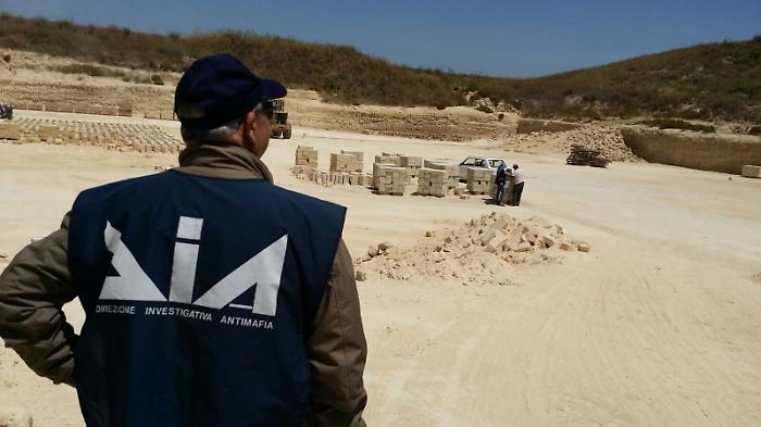 Vicini prima Brusca poi a Messina DenaroSequestrati 1,5 mln a tre imprenditori