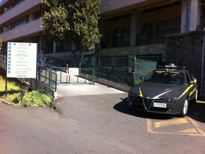 Assenteismo all'ospedale di Patern&ograve;: 71 avvisi di garanzia