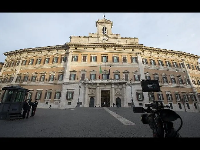 Tutti gli eletti siciliani al proporzionale
Caso M5S: troppi seggi, candidati... finiti