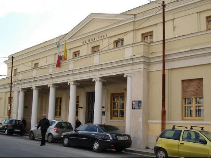 Ragusa, anziano muore in ospedale, indagati 4 medici e un infermiere
