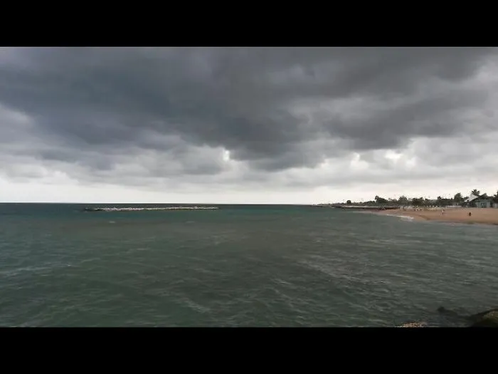 Tromba d'aria e pioggia nel Salento