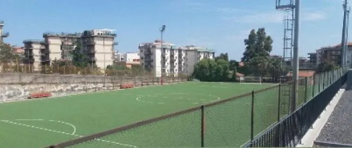 Catania, aggredirono arbitro in campo: daspo per due minorenni