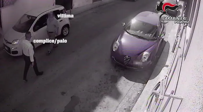 Palermo, &laquo;Comprati questi diamanti&raquo;, sgominata banda che truffava anziani
