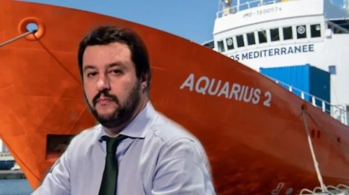 Migranti, la crociata di Salvini contro le Ong: &laquo;Denuncer&ograve; chi aiuta gli scafisti&raquo;. Aquarius nel mirino