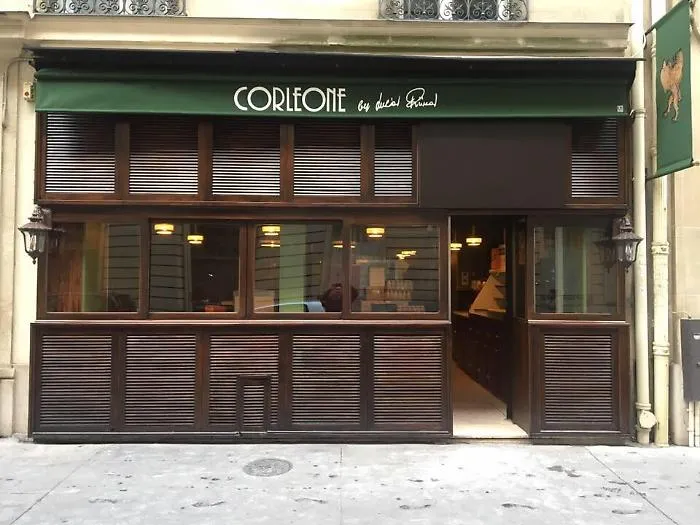&laquo;Corleone by Lucia Riina&raquo;, la nuova vita parigina della figlia del boss