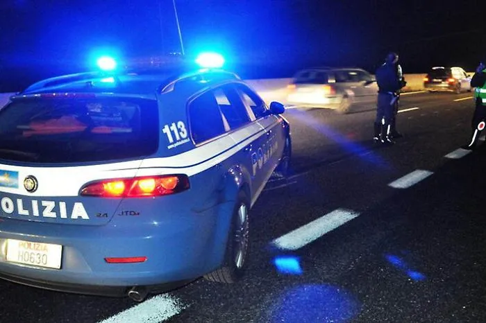 Bloccata auto con refurtiva sulla Ss 640, a bordo 4 soggetti residenti a Canicatt&igrave;
