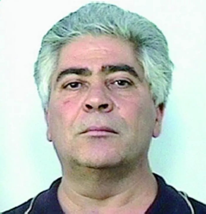 Il boss accolto dal "picciotto" col baciamano