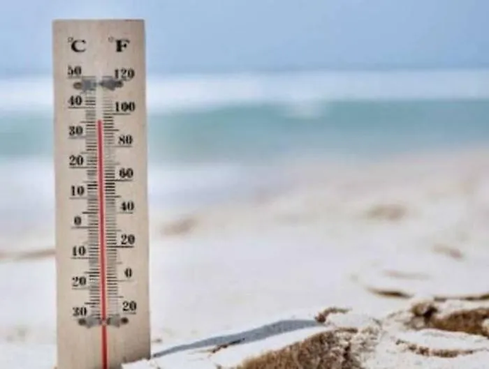 Palermo sotto assedio dell'ondata di calore: ancora doppia allerta rossa per caldo e incendi