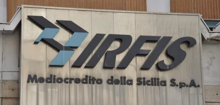 Mazzette in cambio di prestiti senza requisiti dall'Irfis: quindici misure cautelari nell'Agrigentino