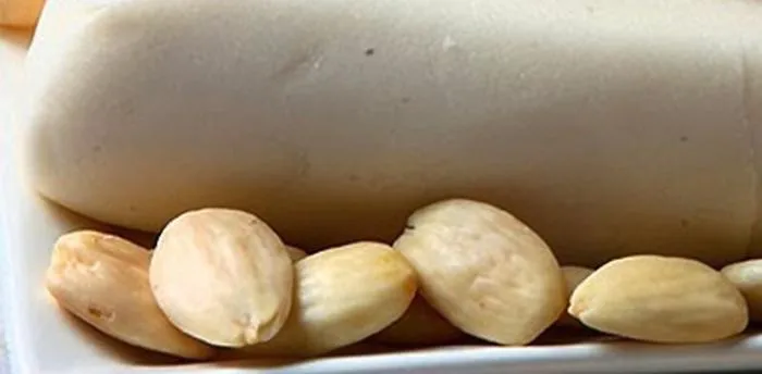 La "Perla di mandorla" di Siracusa in dono al Papa