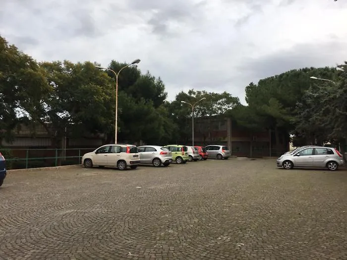 Avola, il prof pestato dai genitori di un alunno: &laquo;Non torno pi&ugrave; a scuola&raquo;