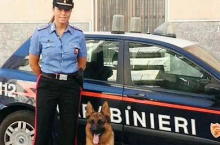 Sottufficiale trovata morta, marito poliziotto accusato di omicidio volontario