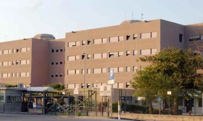 Agente aggredito da due detenuti nel carcere di Siracusa