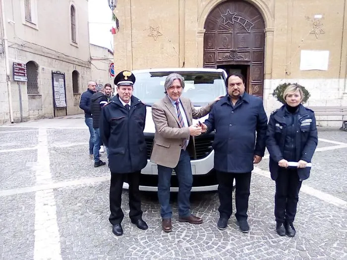 Comitini: l&rsquo;Ancos Confartigianato cede un pulmino al Comune